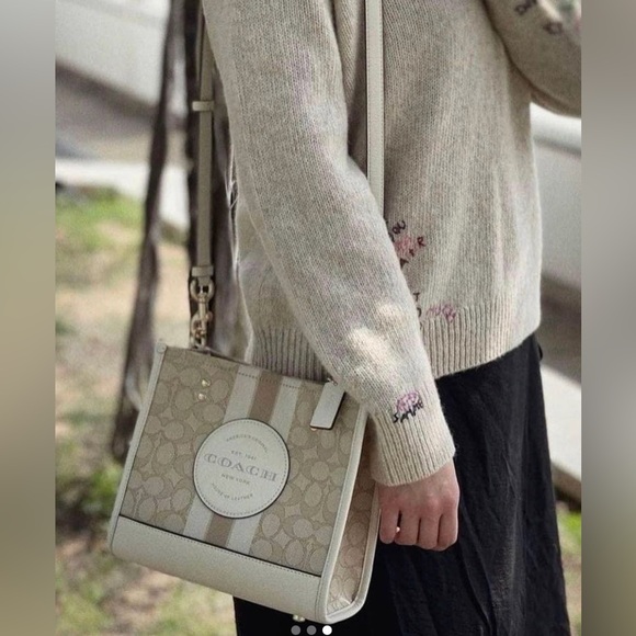 Coach small Beige Signature Jacquard Cream Leather Stripe Dempsey 22 Satchel - Picture 15 of 15